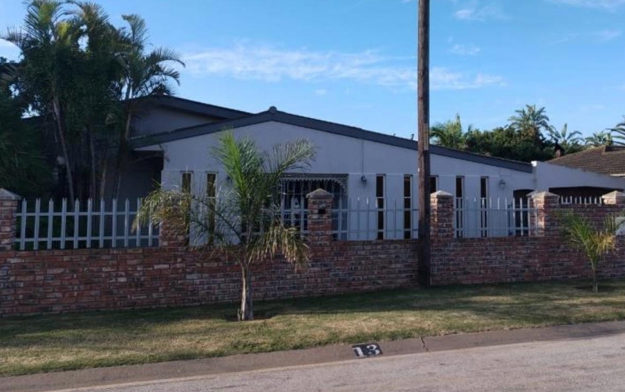 5 Bedroom Property for Sale in Retief Eastern Cape